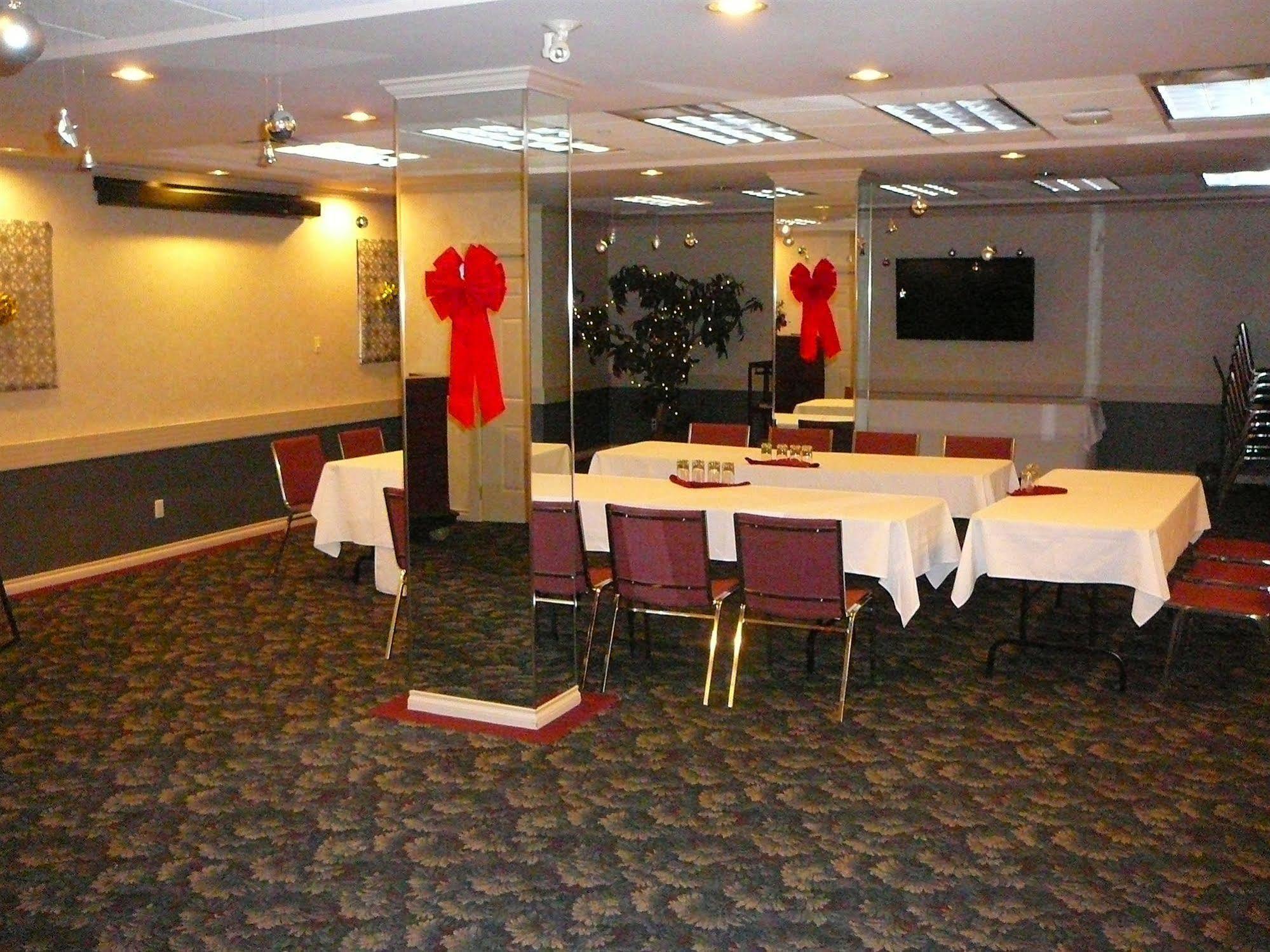 Coast Abbotsford Hotel & Suites Luaran gambar